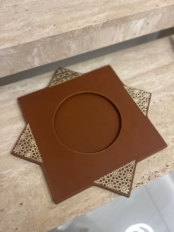 صينية مربعة