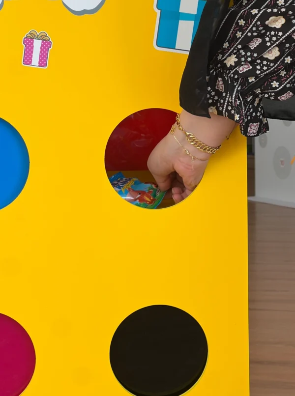 ستاند توزيعات العيد